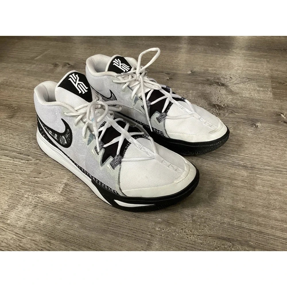 Nike Kyrie Flytrap VI 6 Mens Size 13 Sneakers White Black Shoes DM1125-101